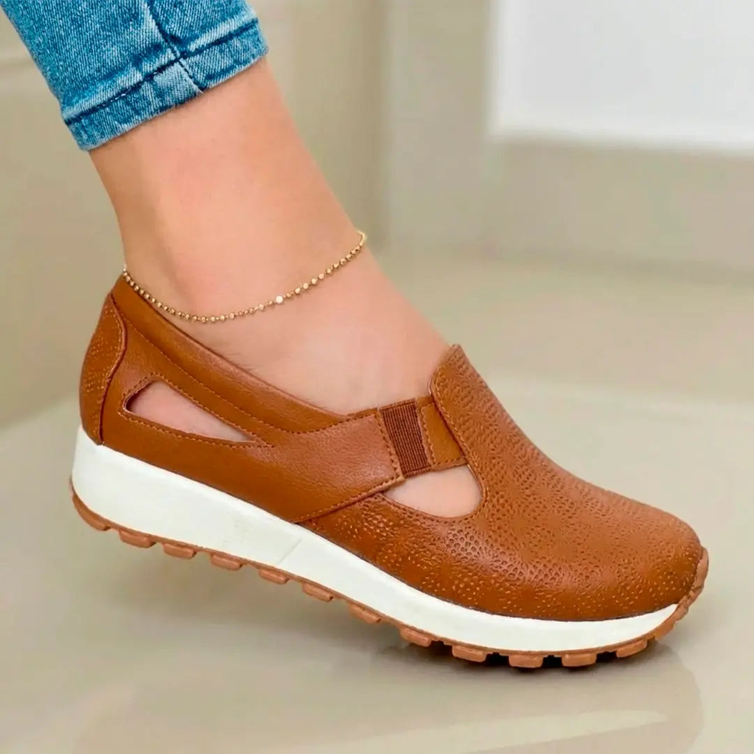 OXFORD™ – El zapato que combina elegancia clásica con comodidad real.